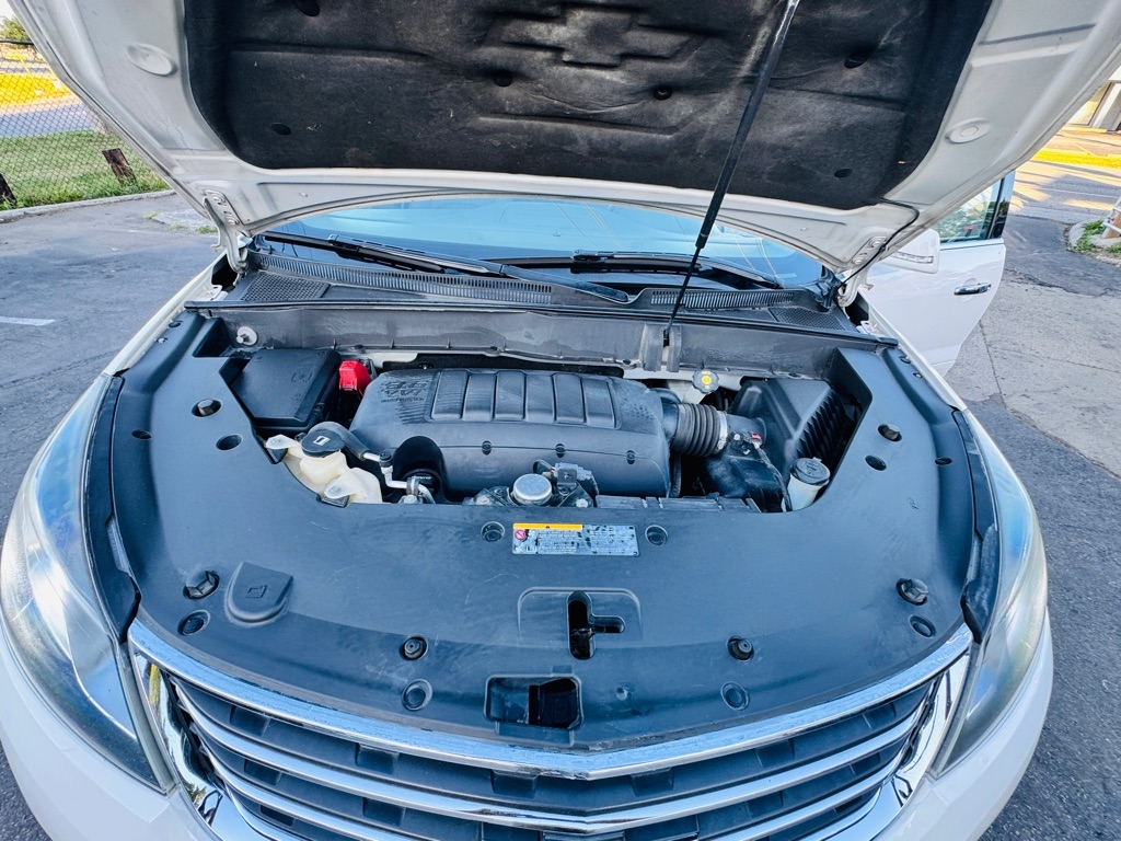 2015 Chevrolet Traverse 1LT photo 17