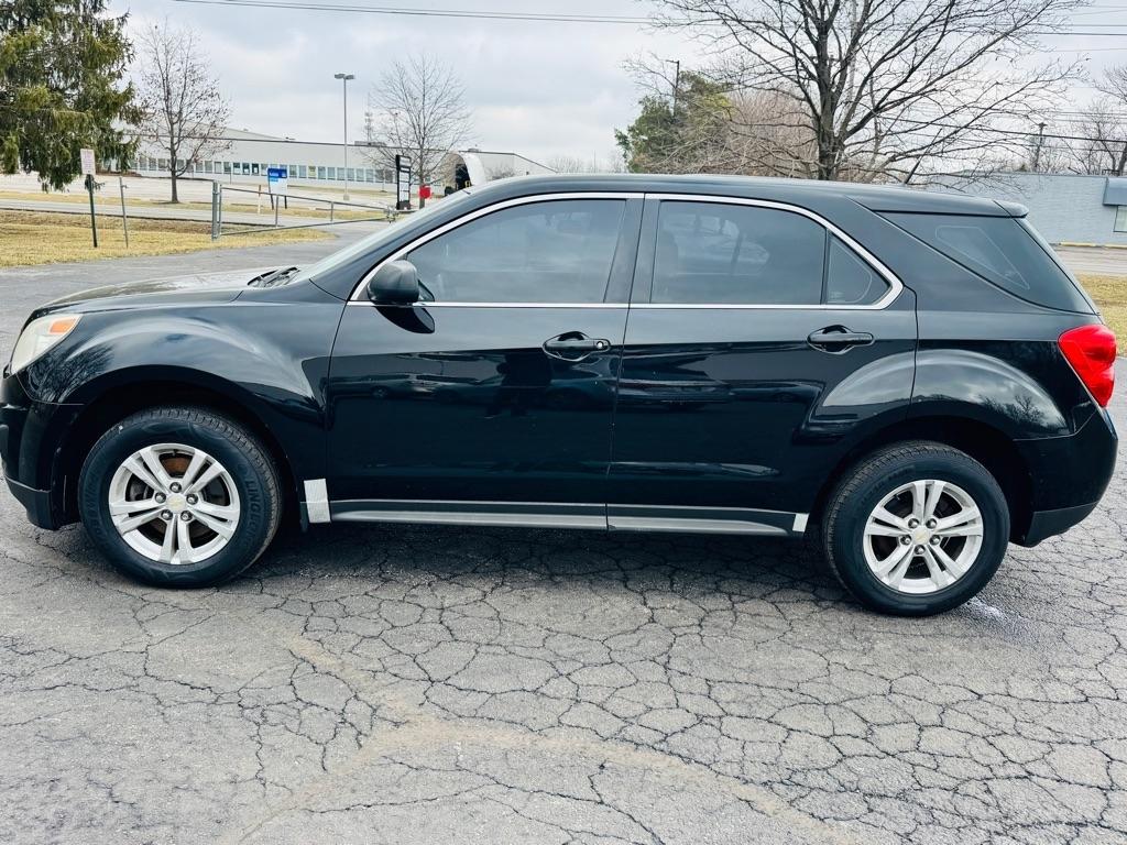 Chevrolet Equinox LS 2WD 2011