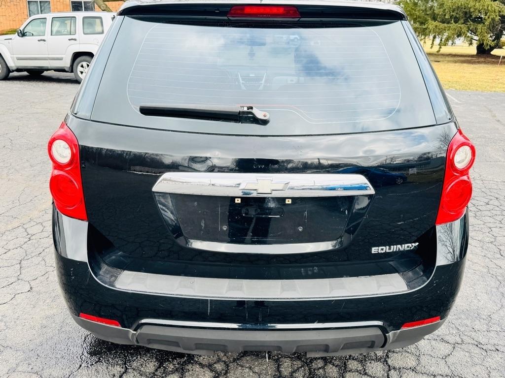 Chevrolet Equinox LS 2WD 2011