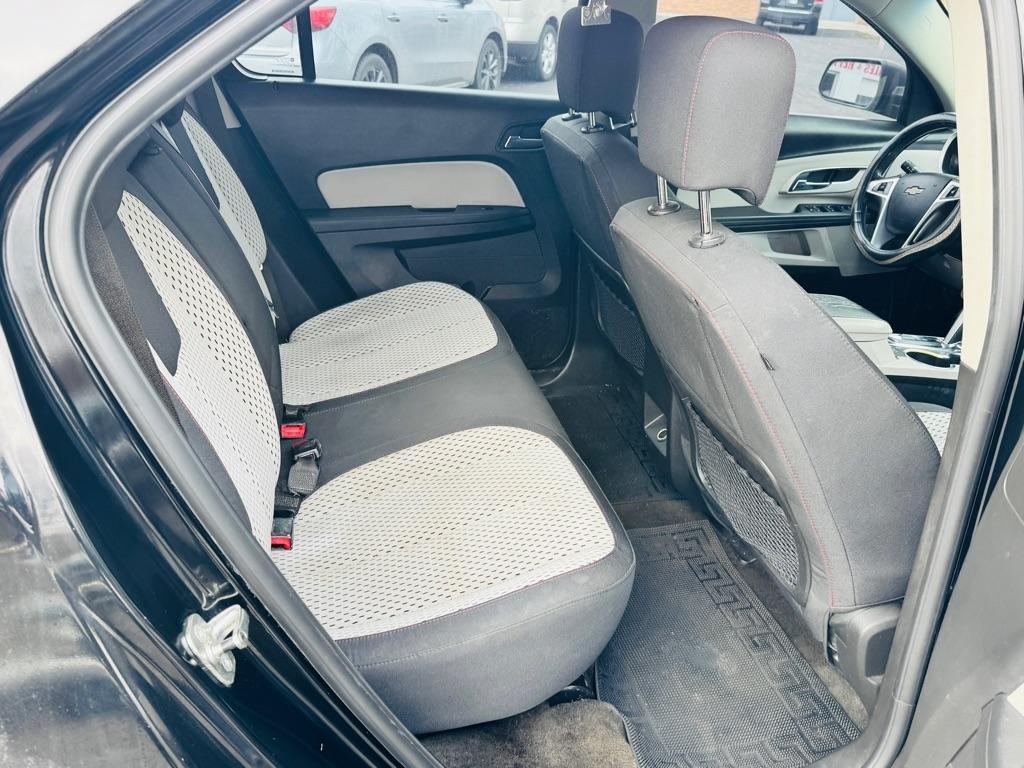 Chevrolet Equinox LS 2WD 2011