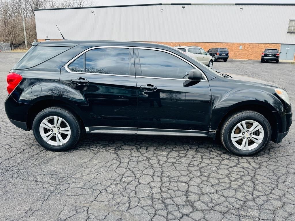 Chevrolet Equinox LS 2WD 2011