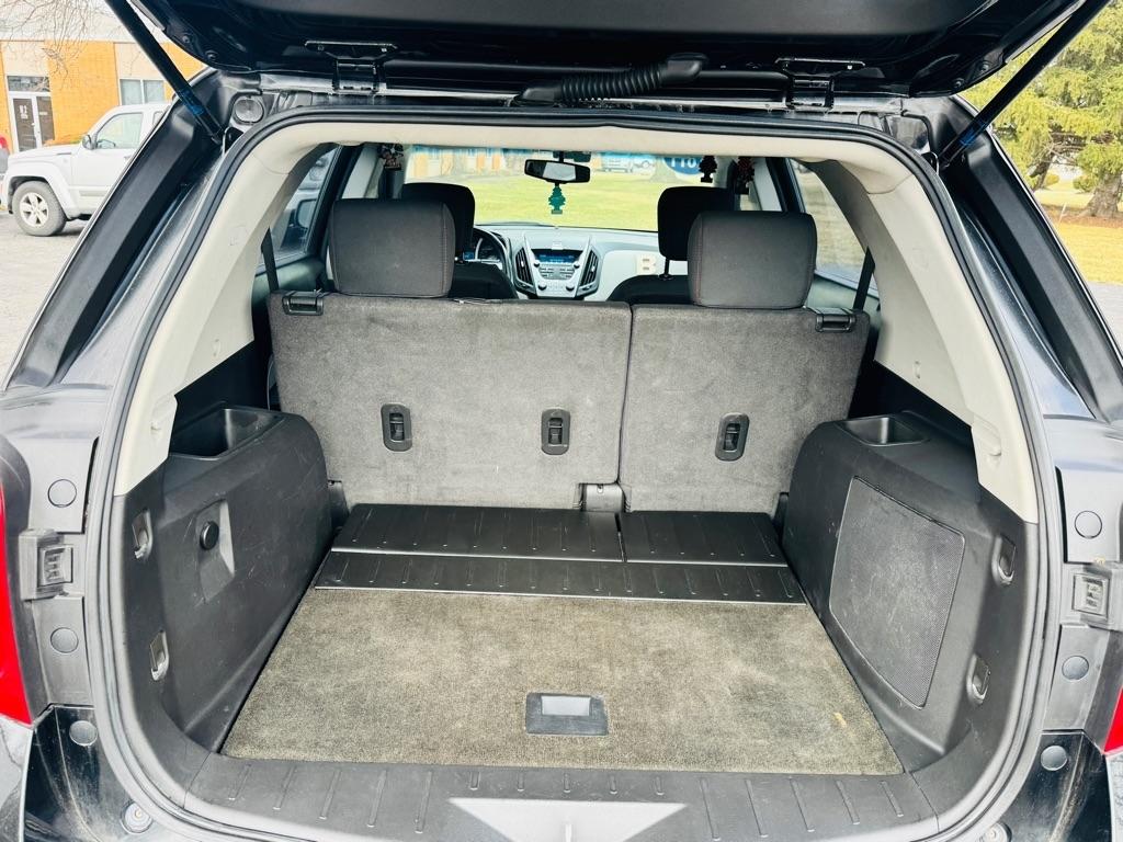 Chevrolet Equinox LS 2WD 2011