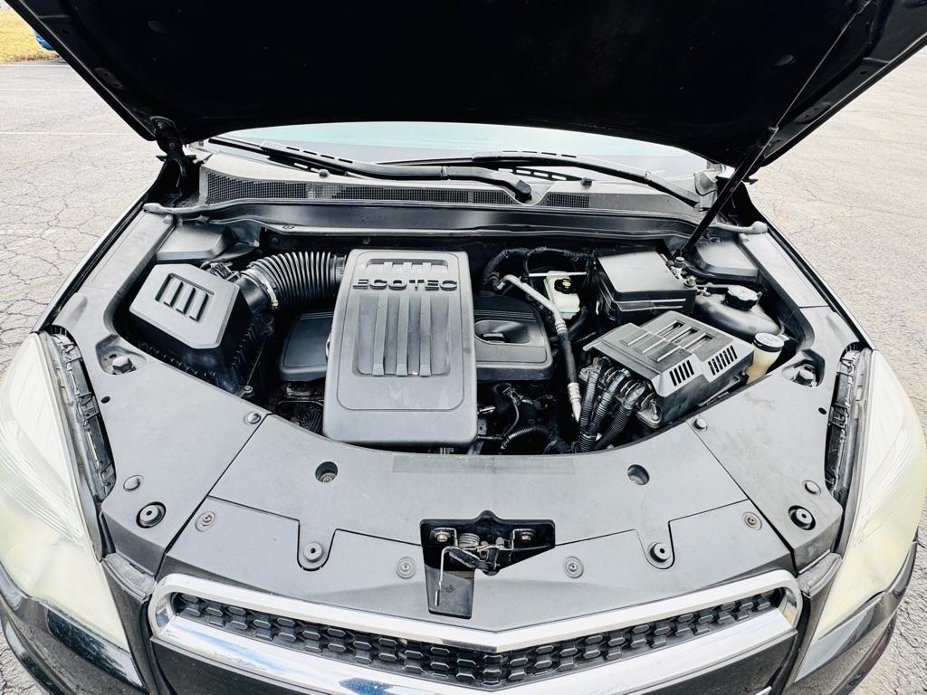 Chevrolet Equinox LS 2WD 2011