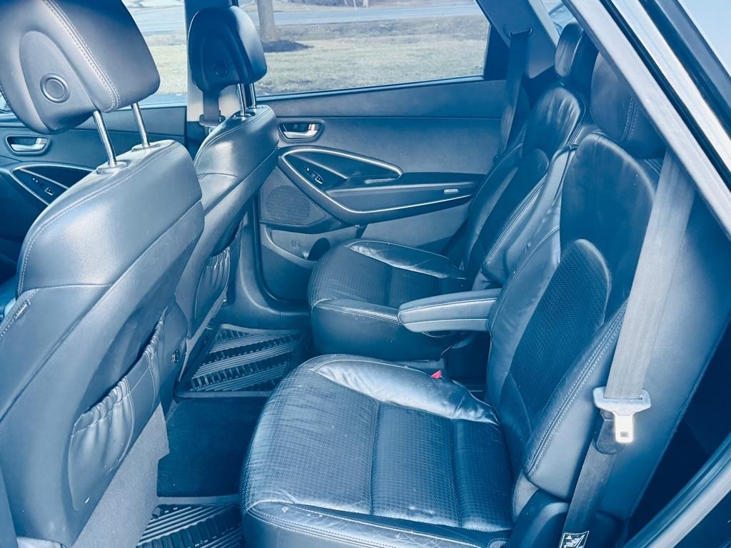 Hyundai Santa Fe Limited FWD 2013