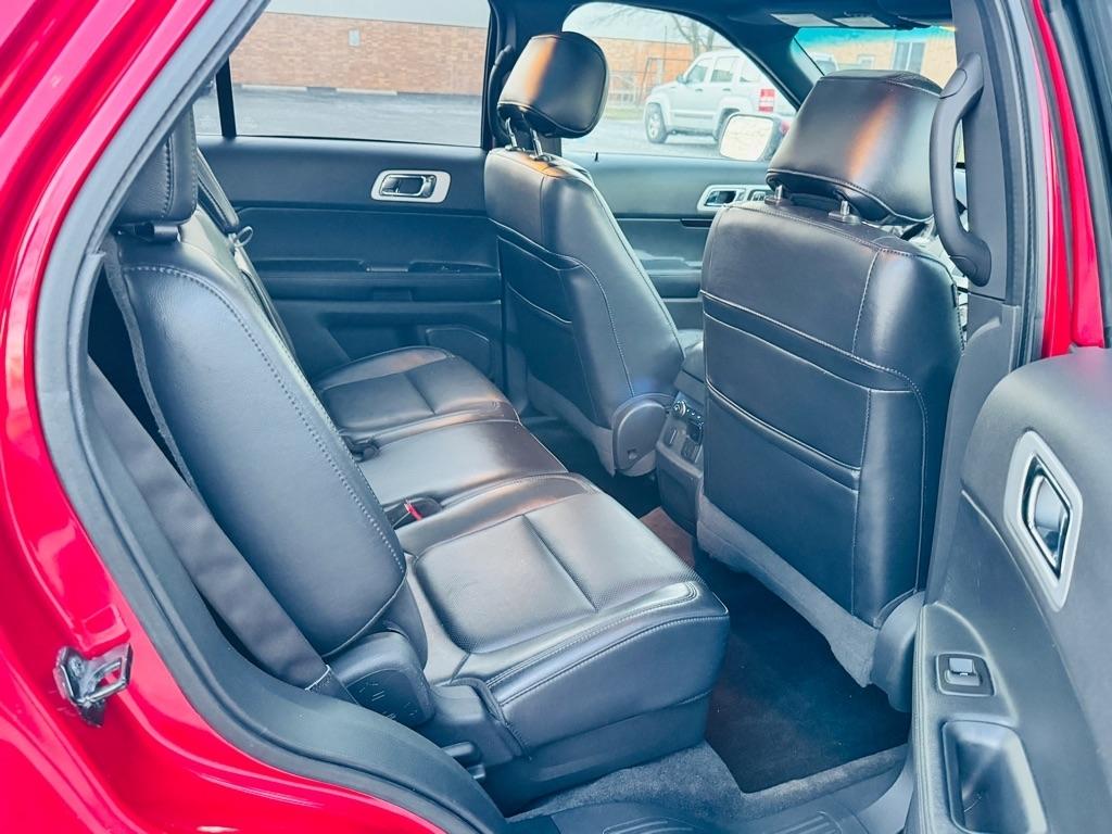 Ford Explorer Limited 4WD 2012