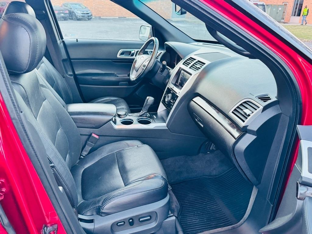 Ford Explorer Limited 4WD 2012