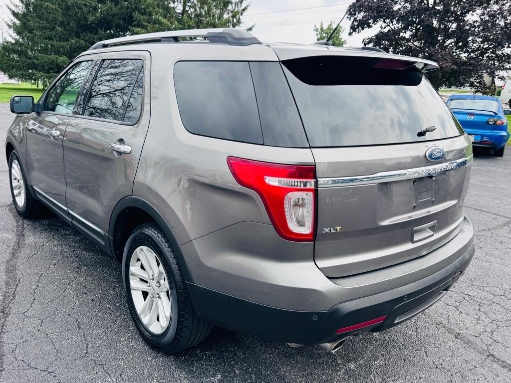Ford Explorer XLT FWD 2012