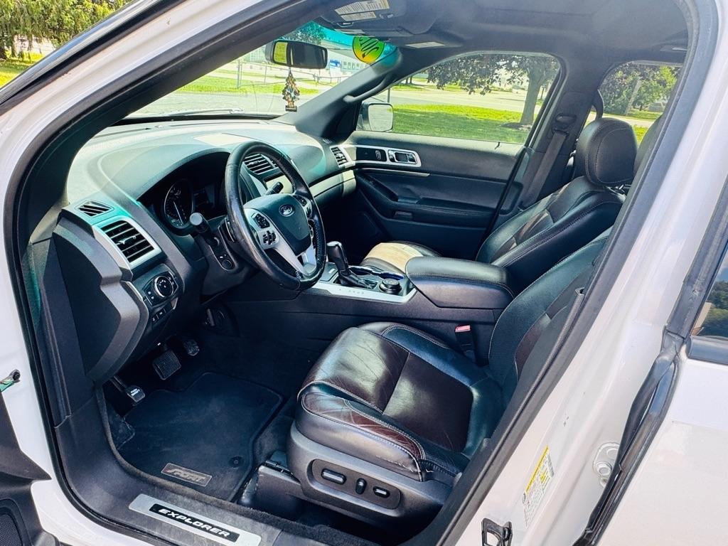 Ford Explorer Sport 4WD 2015