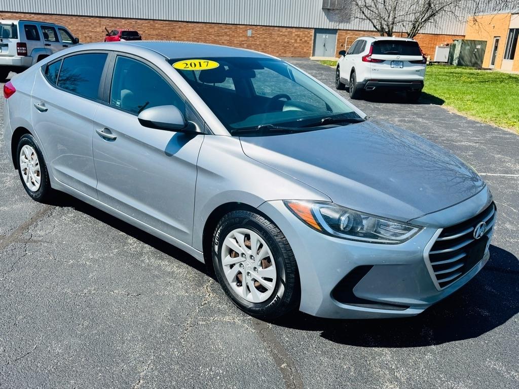 Hyundai Elantra SE 6AT 2017