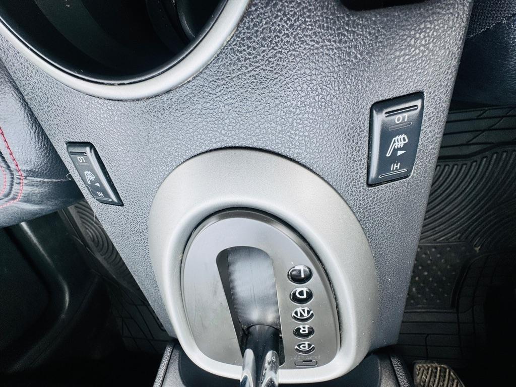 Nissan Rogue S AWD 2011