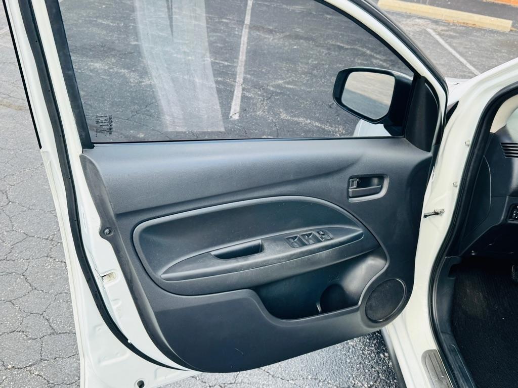 Mitsubishi Mirage G4 ES 5M 2019