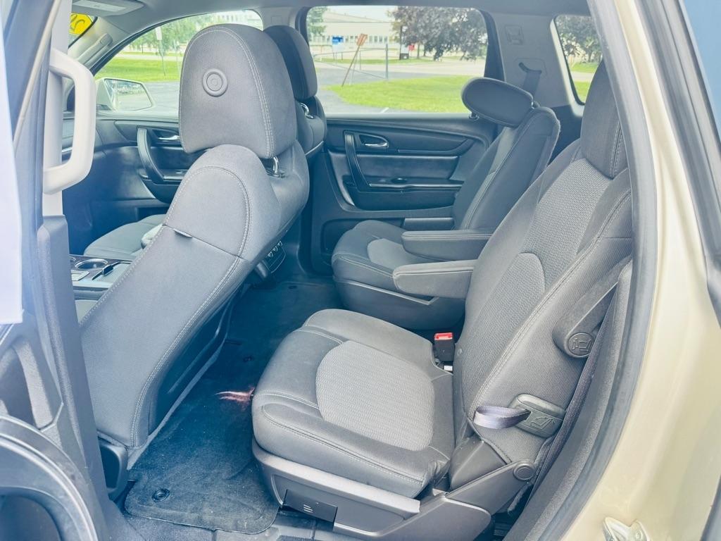 Chevrolet Traverse 1LT FWD 2015