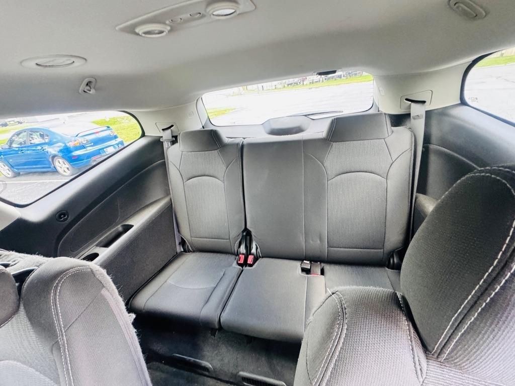 Chevrolet Traverse 1LT FWD 2015