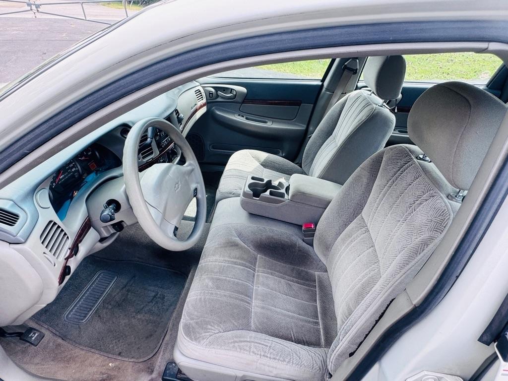 Chevrolet Impala Base 2003
