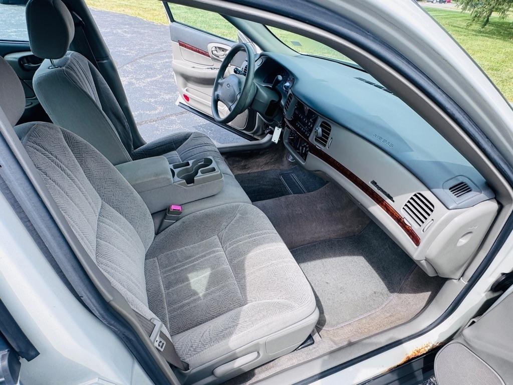 Chevrolet Impala Base 2003