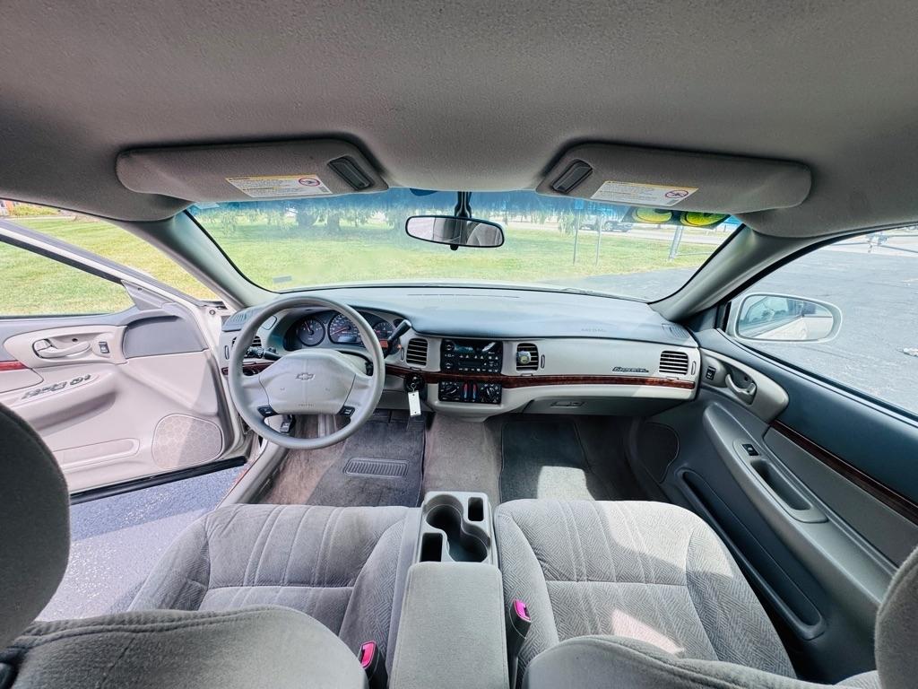 Chevrolet Impala Base 2003
