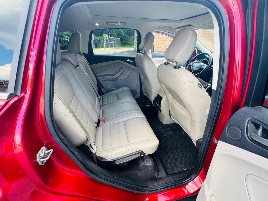 Ford Escape Titanium 4WD 2018