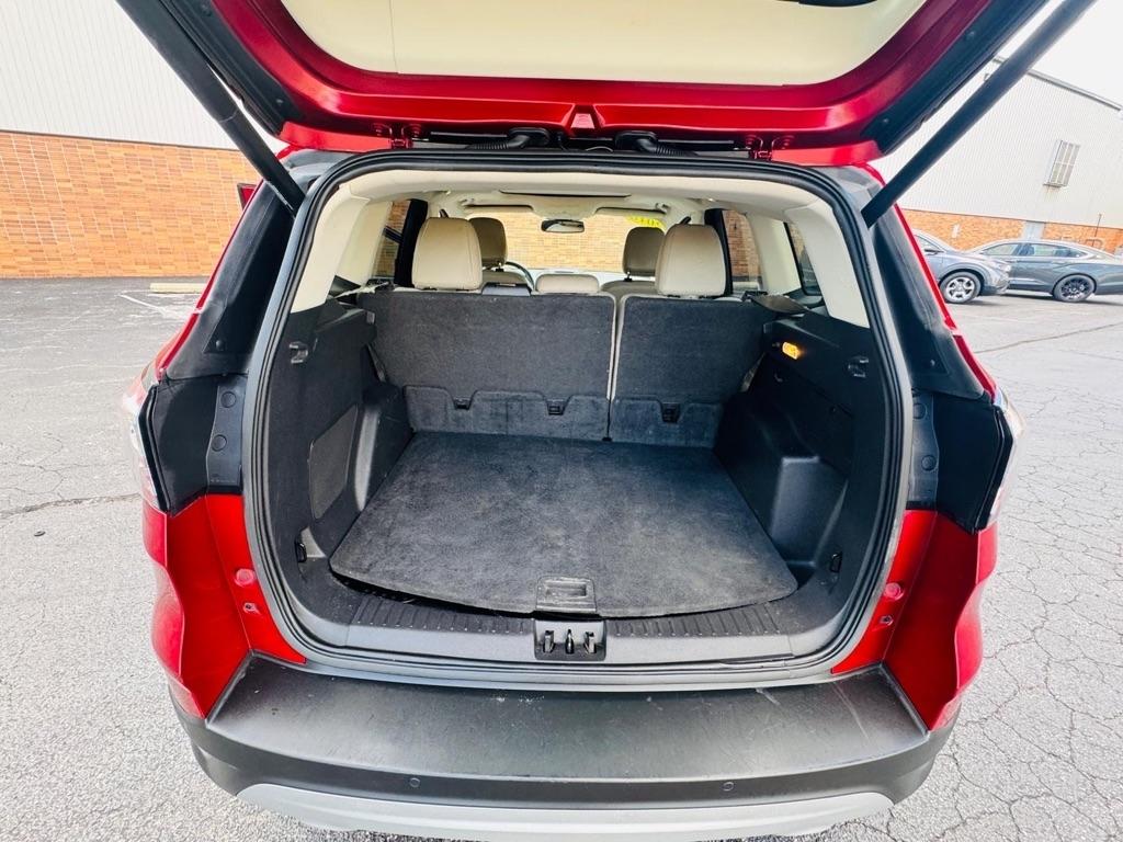 Ford Escape Titanium 4WD 2018
