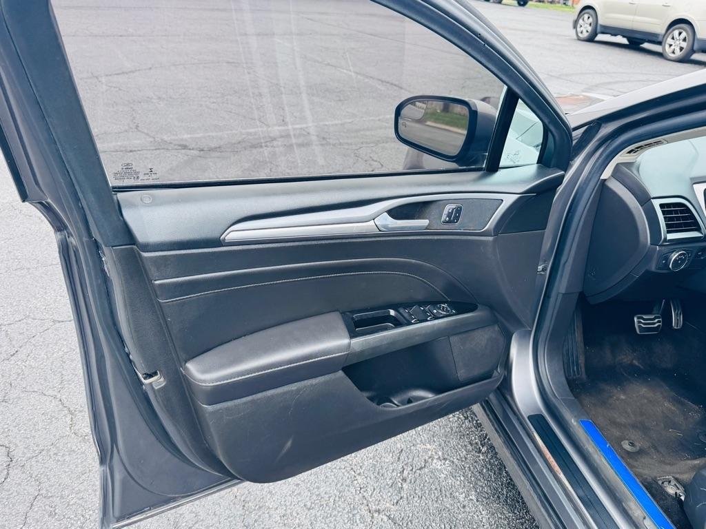 Ford Fusion Titanium 2014