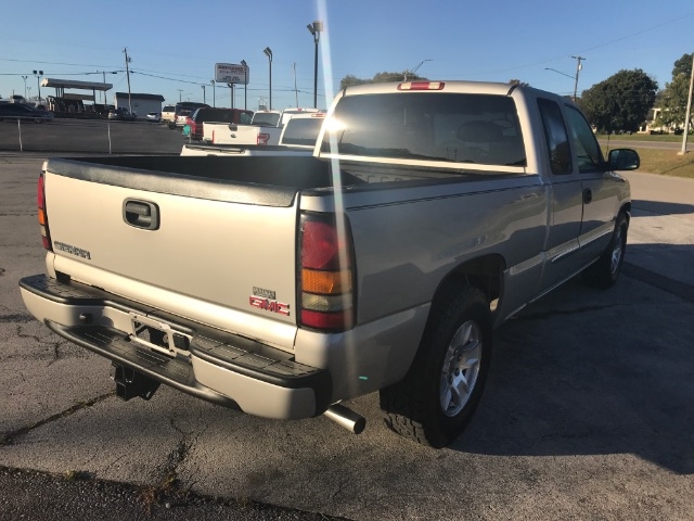 GMC Sierra 1500  2006 GMC Sierra 1500  2006
