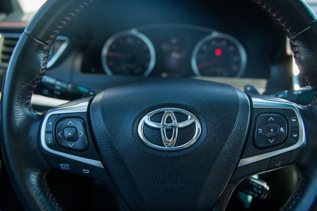Toyota Camry  2017