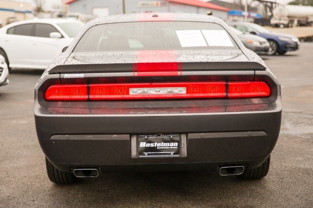 Dodge Challenger  2013
