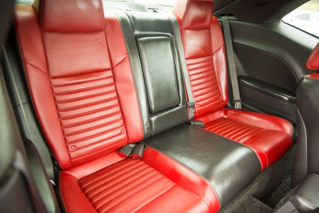 Dodge Challenger  2013