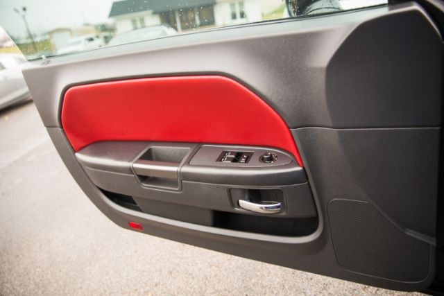 Dodge Challenger  2013