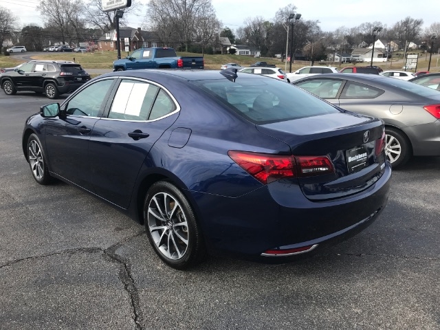 2016 Acura TLX photo 4