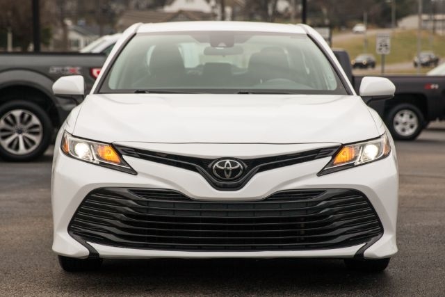 Toyota Camry  2019