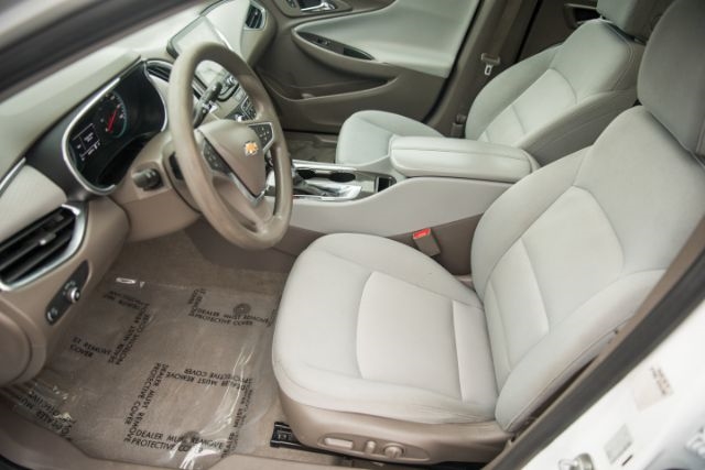 Chevrolet Malibu  2021