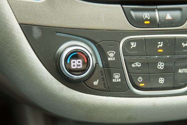 Chevrolet Malibu  2021