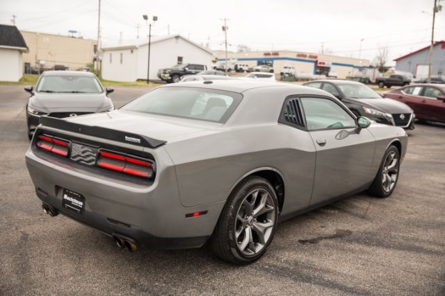 Dodge Challenger  2017