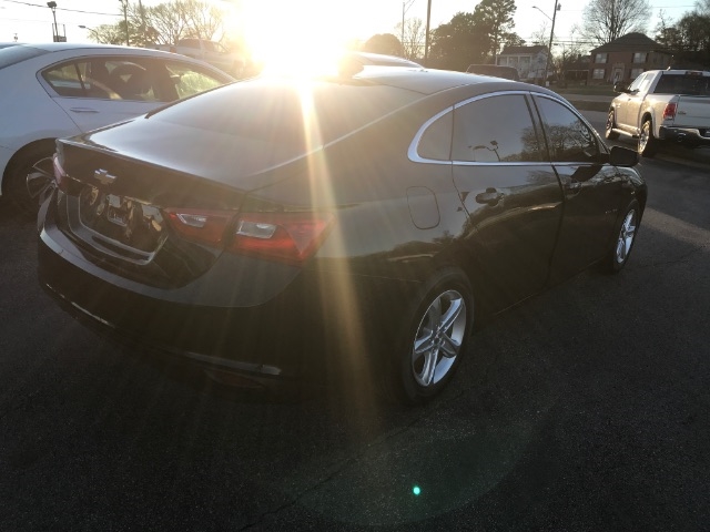 Chevrolet Malibu  2020