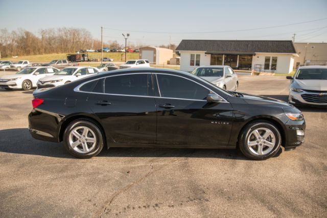 Chevrolet Malibu  2020