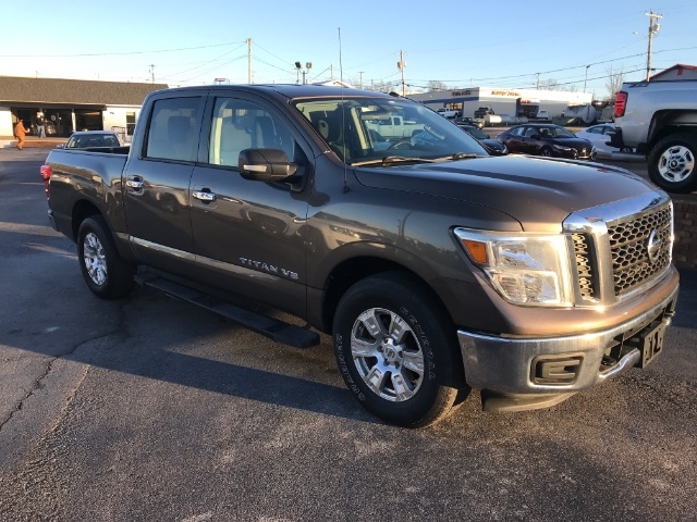 Nissan Titan  2018