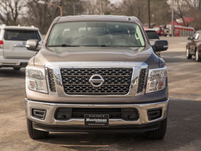 Nissan Titan  2018