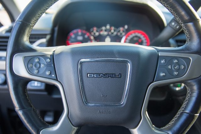 GMC Yukon Denali  2015