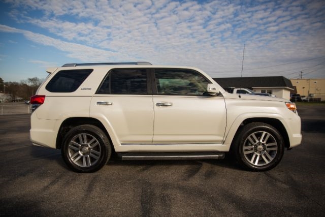 Toyota 4Runner  2012