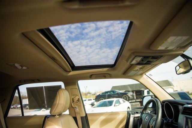 Toyota 4Runner  2012