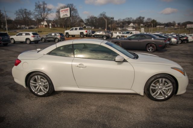 Infiniti G Convertible  2009