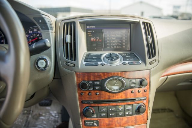 Infiniti G Convertible  2009
