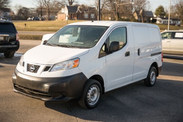 Nissan NV200  2015