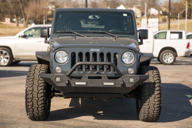 Jeep Wrangler  2017