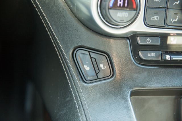 Chevrolet Suburban  2018