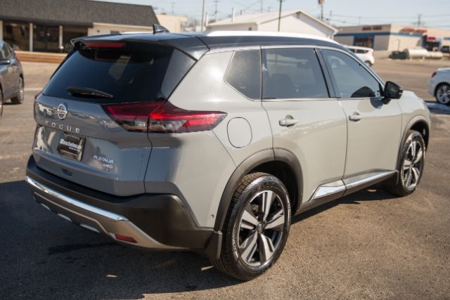 Nissan Rogue  2021