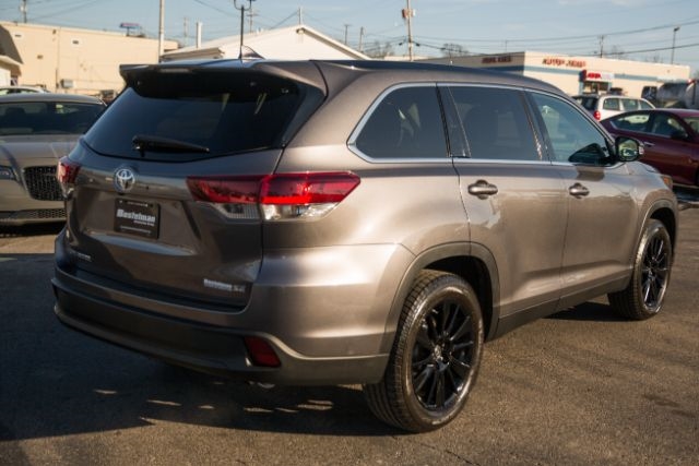Toyota Highlander  2019