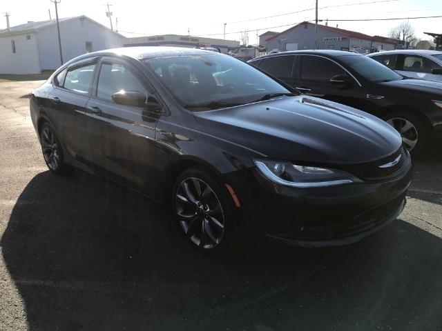 Chrysler 200  2016
