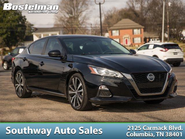 2022 Nissan Altima SR FWD