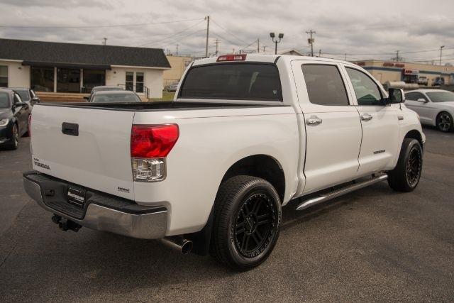 Toyota Tundra  2012